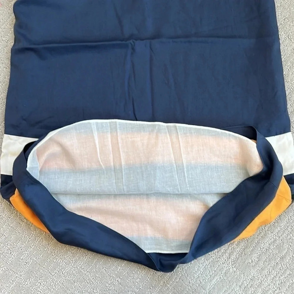 Cremieux Women’s small navy dress - Picture 4 of 5